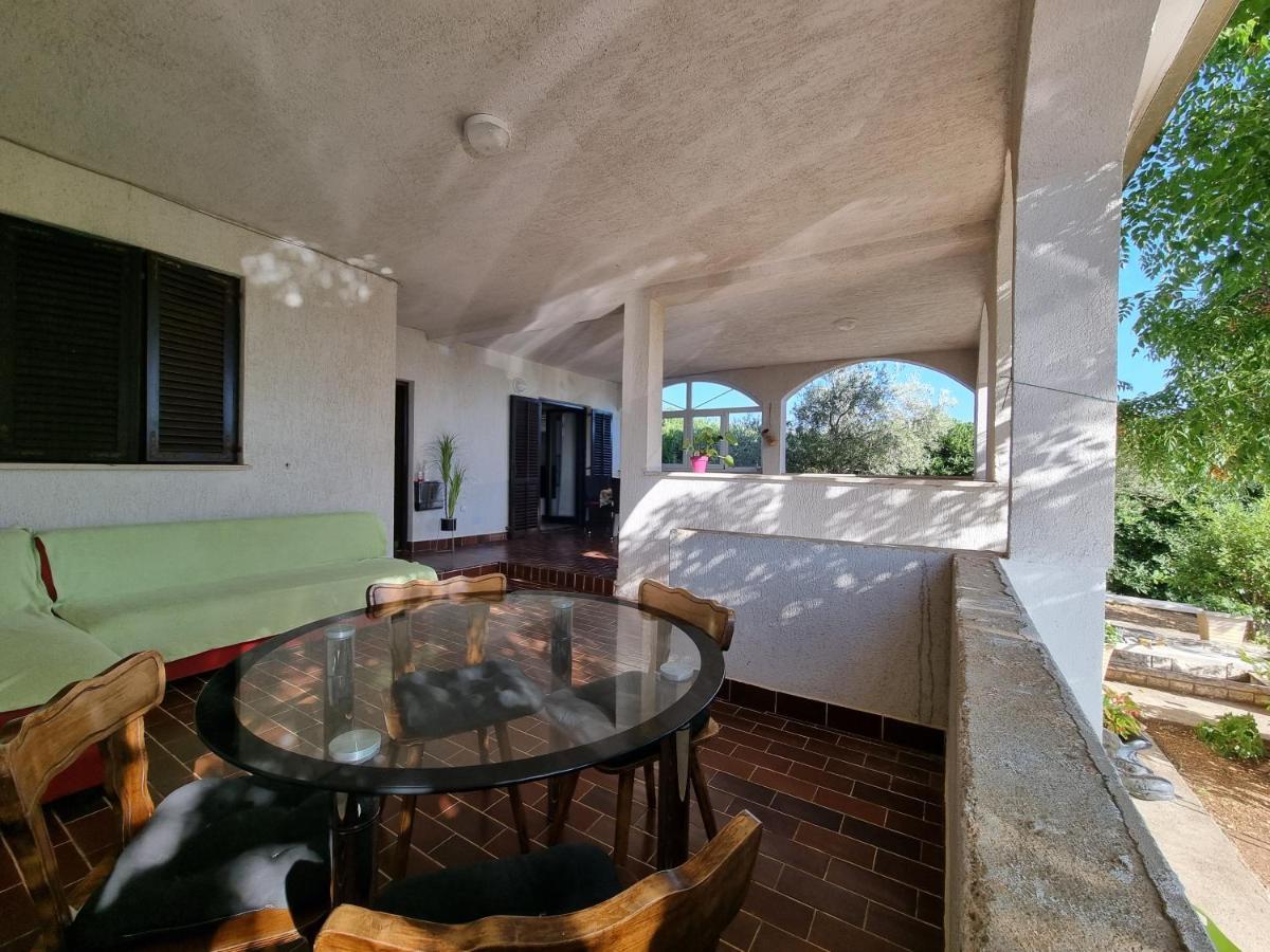 Apartment Grbac Barbat na Rabu Kültér fotó